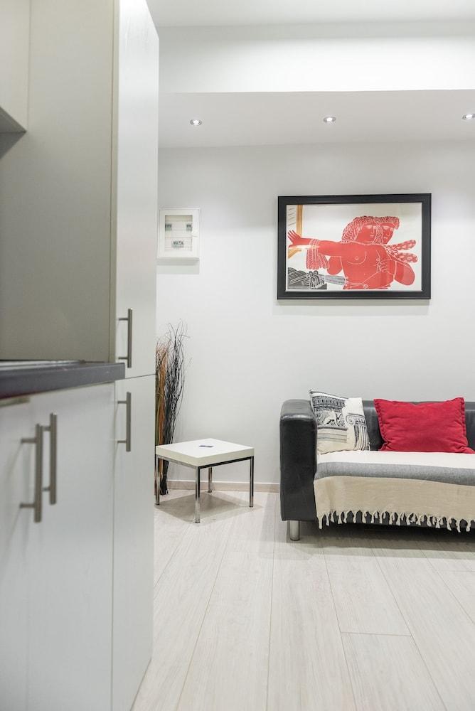 Acropolis Cozy Studio By Livin Urbban Atina Dış mekan fotoğraf